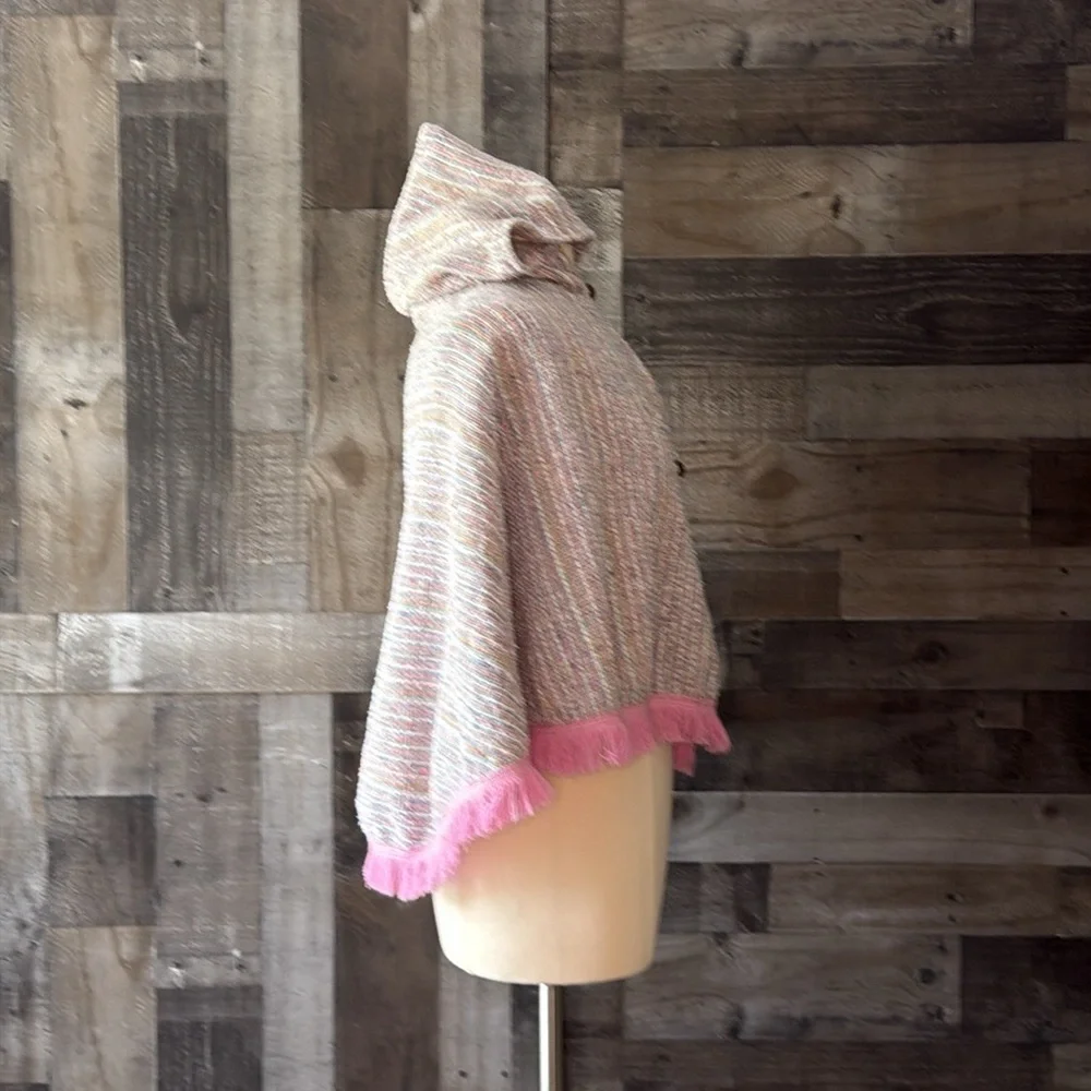 Pastel rainbow knit hooded poncho pink fringe girls OS girlhoodcore winter